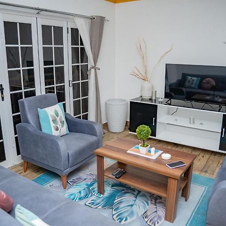 Paradise Breeze Apartment Misere ภายนอก รูปภาพ