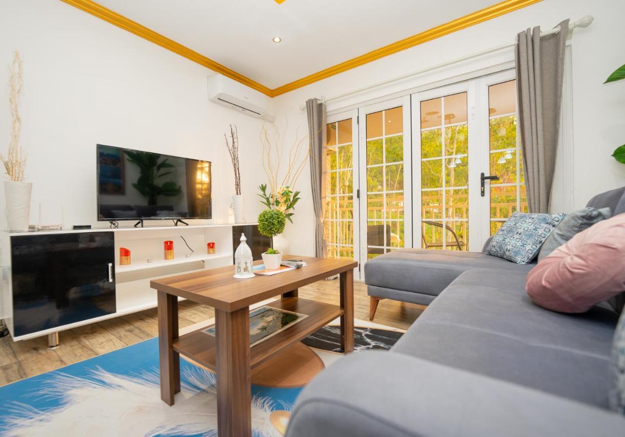 Paradise Breeze Apartment Misere ภายนอก รูปภาพ