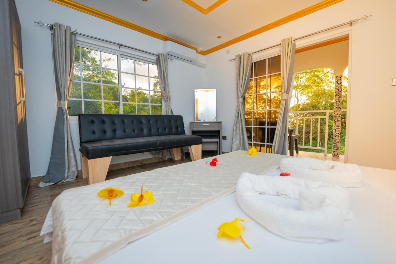 Paradise Breeze Apartment Misere ภายนอก รูปภาพ
