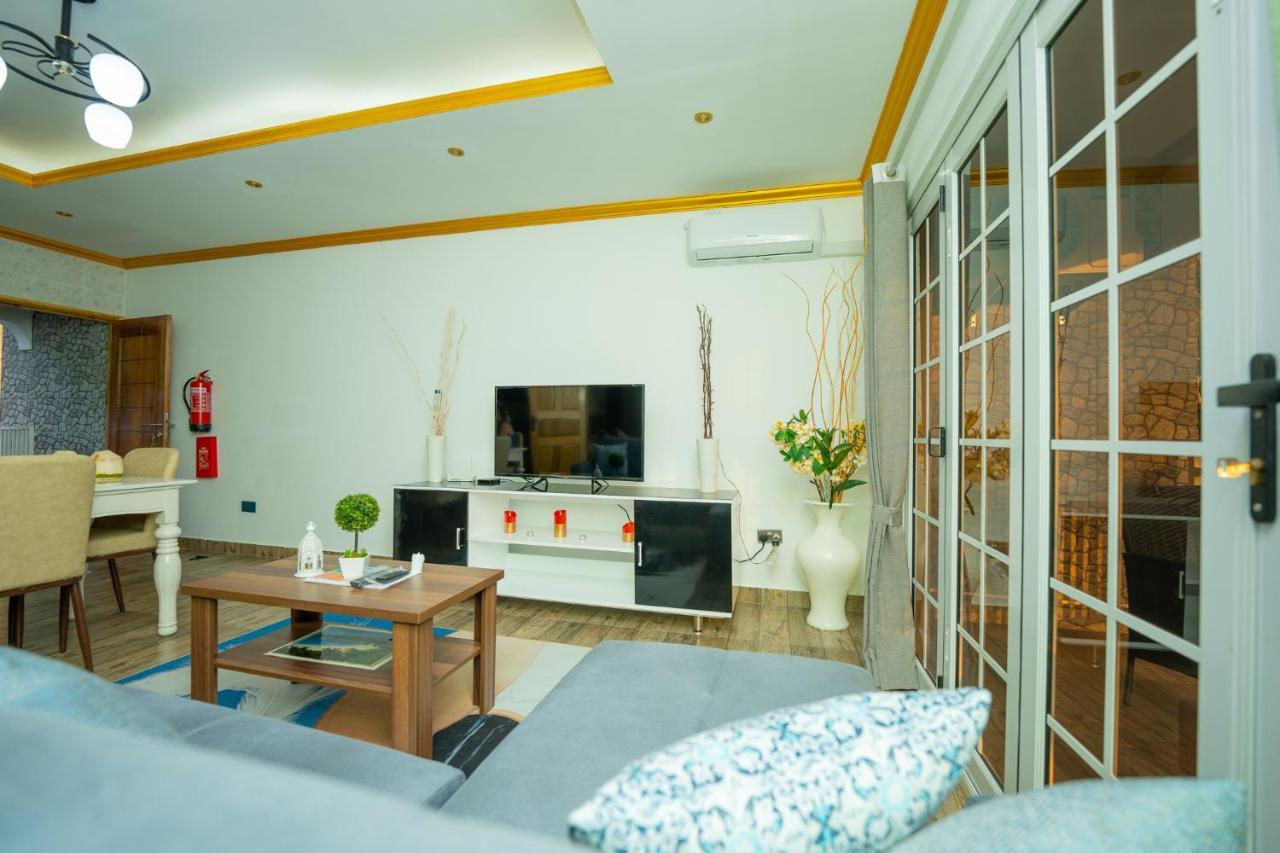 Paradise Breeze Apartment Misere ภายนอก รูปภาพ