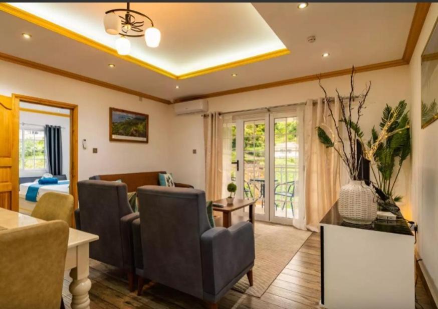 Paradise Breeze Apartment Misere ภายนอก รูปภาพ